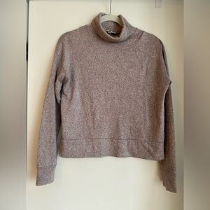 Community pink/gray turtleneck, size XS